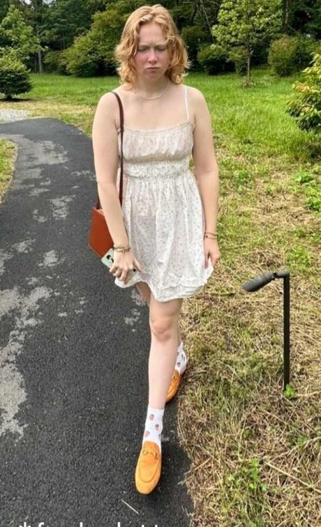 Molly Quinn actrice parfaite galerie