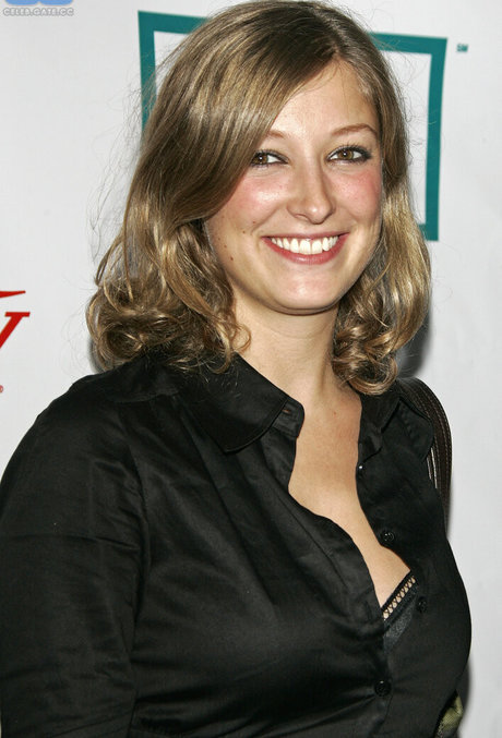 Alexandra Maria Lara star pornographique image