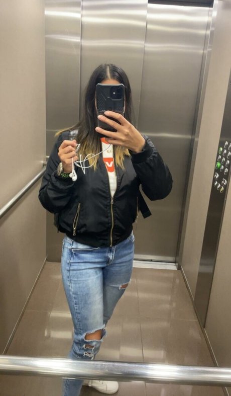 Sara Miller haut de star du porno des photos