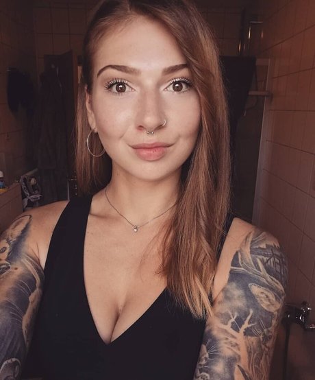 Lechl Sisters étoile érotique collection