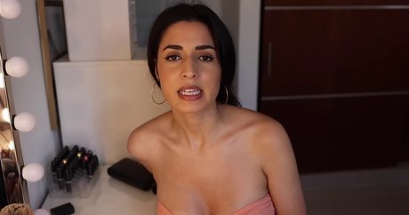 Shirin Azami actrice libre photo