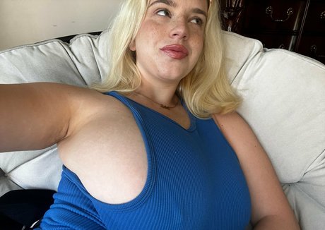 Xohalzy444 art de star du porno images