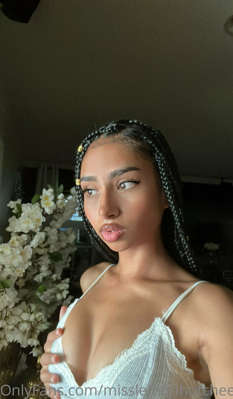 theultimatedeciever modèle sexy image