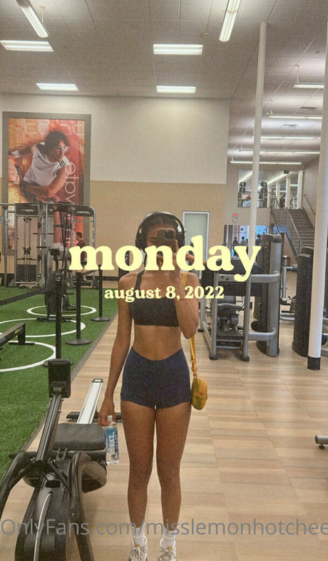 theultimatedeciever actrice porno image