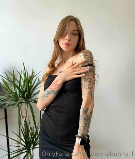 l hunnybunny l nus de stars du porno galerie