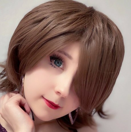 Megumi Koneko modèle hd galeries