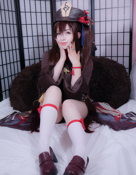 fans avec les yeux bandés bel adulte photos