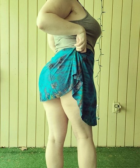 Yourbakedbabe jolie actrice img