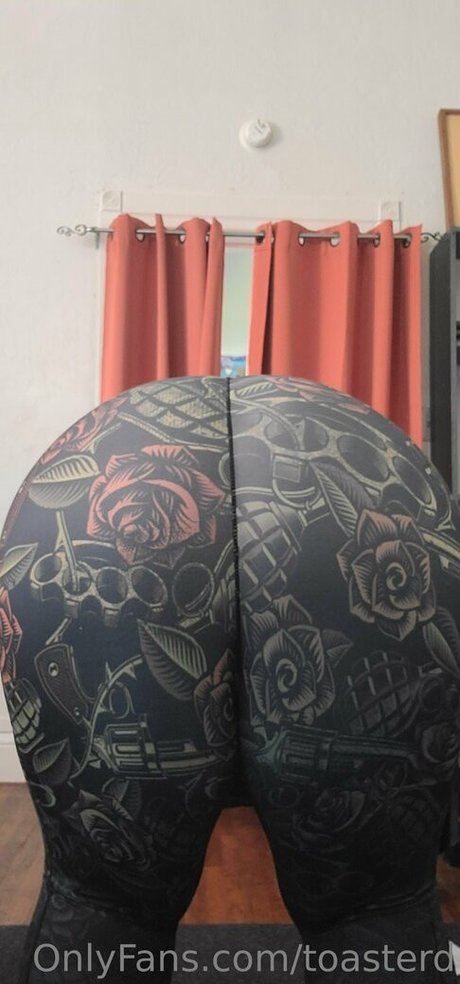 toasterd modèle sexy img