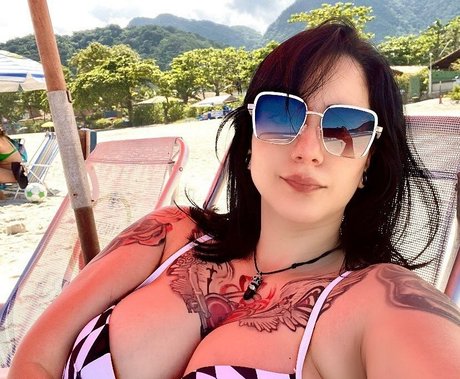 Deborah Milano star du porno parfaite galerie