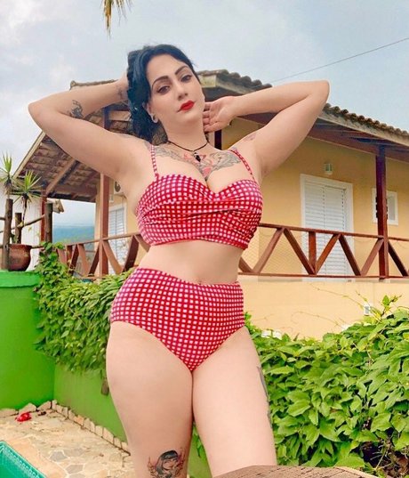 Deborah Milano modèle de sexe photos