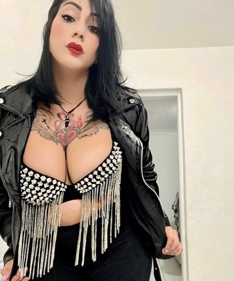 Deborah Milano actrice chaude photos