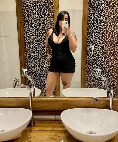 Deborah Milano étoile gratuite galeries