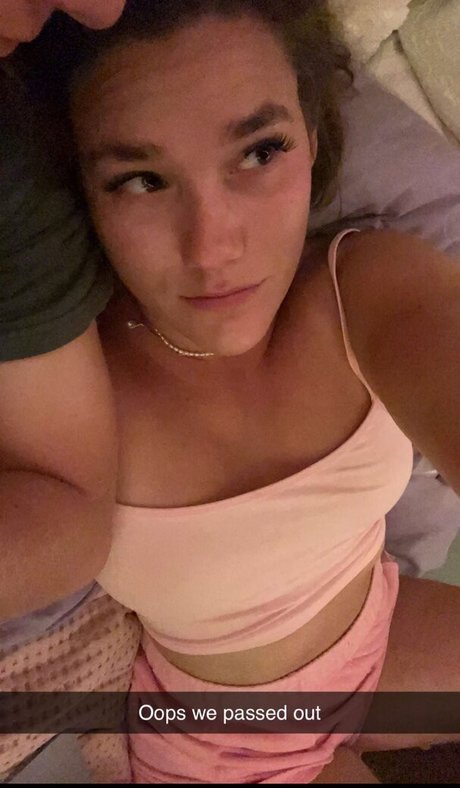 Milanka Bee Milanka bee modèle érotique galeries