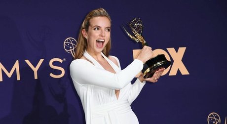 Jodie Comer modèle xxx img