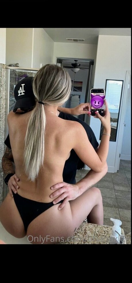 Ariana Lee Bonfiglio star exclusive photo