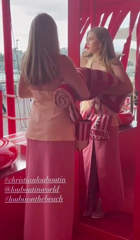 solo aux gros seins uniquementfans nu en haute qualité galerie