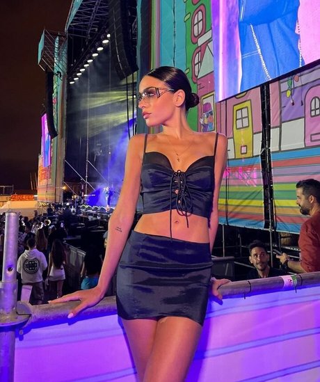 Anabel Hernandez modèle joli img