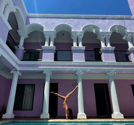 Bea Ortiz modèle sexy image