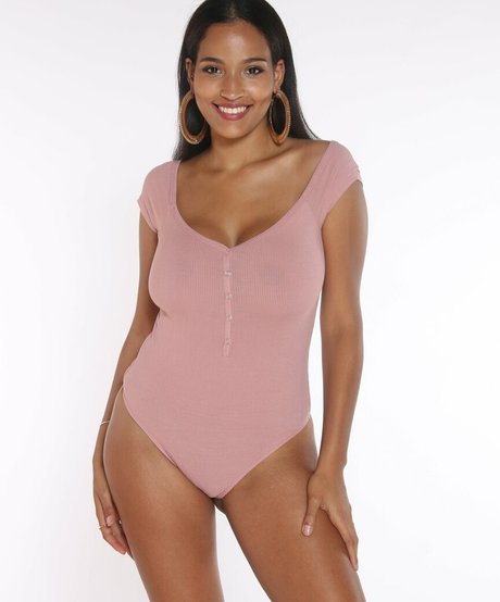 Jinna Cabrera top star galerie