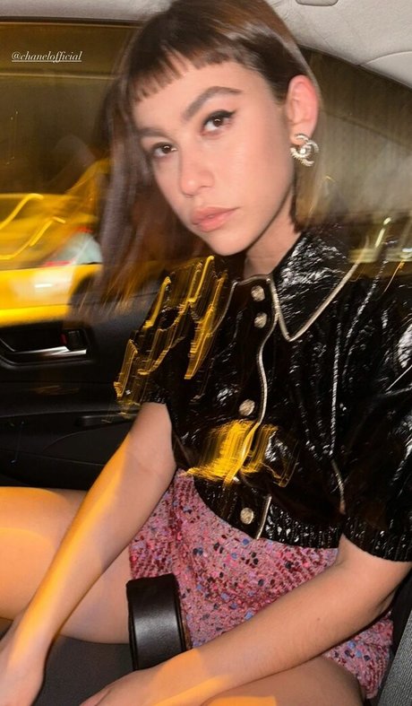 Greta Fernandez étoile magnifique des photos