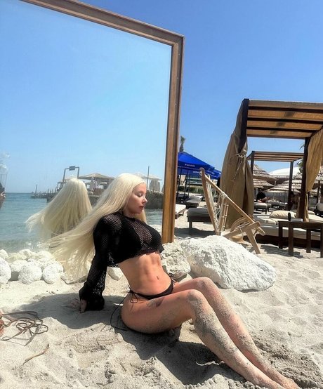 Elif Filyos modèle sympa galeries