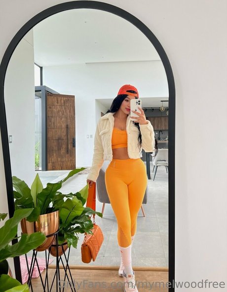 fellation sur la plage onlyfans sexe érotique photo