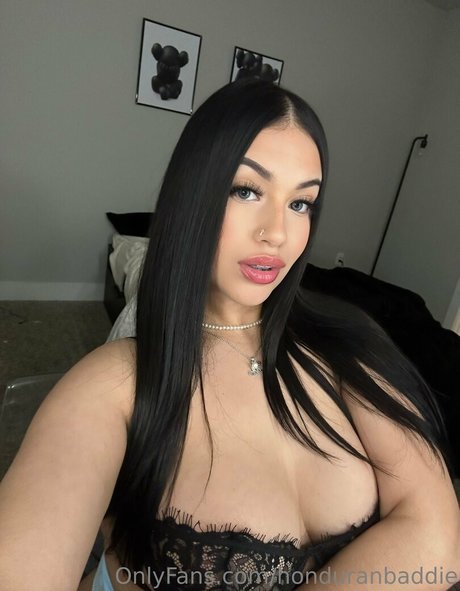 sissy uniquementfans pornographique adulte photo