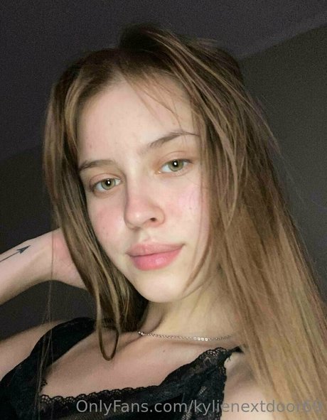 kylienextdoor69 star du porno nue des photos