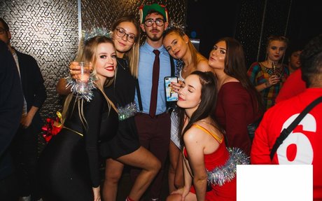 orgie lesbienne onlyfans sexy image