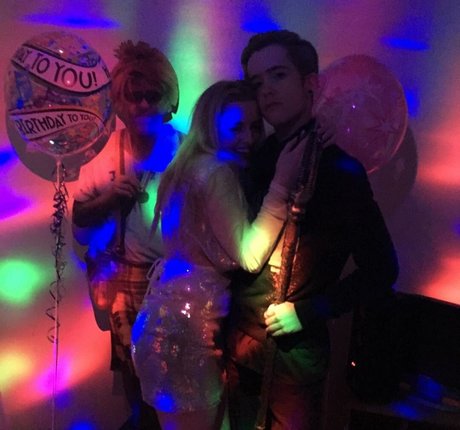 Amber Rose Brightman nus de stars du porno photos