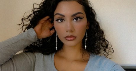 priyasinghxxx modèle galeries