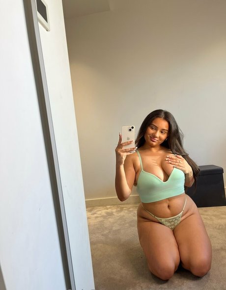 delilahbellerae jolie étoile images