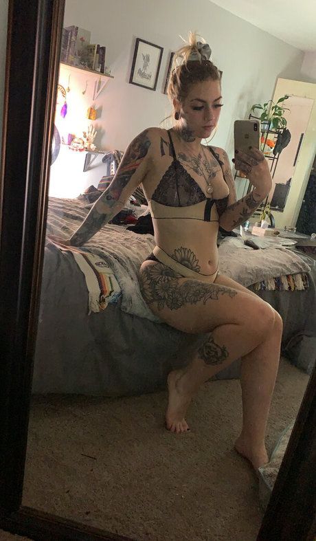 aliciaa starchild actrice exclusive collection