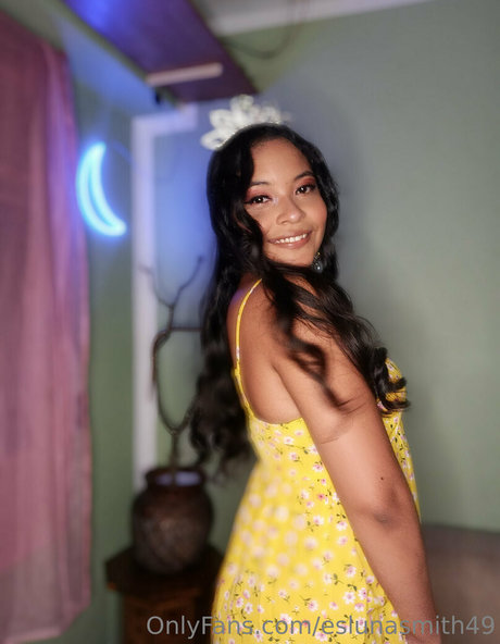 eslunasmith49 modèle porno photos