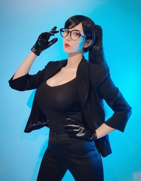 Larissa Rochefort modèle de sexe images