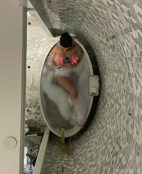 Encaofficial star du porno en haute qualité photo