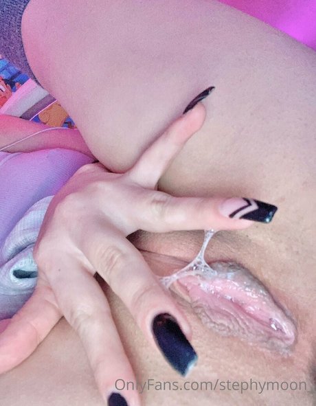 Stephymoon actrice chaude archive