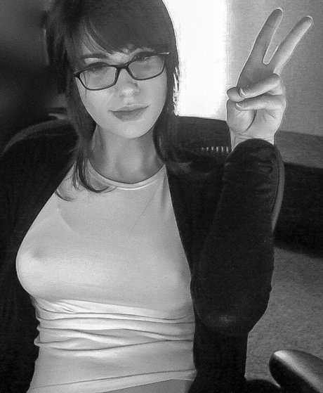 Kalindra Chan actrice xxx collection