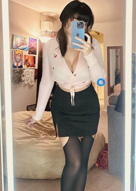 Pinksaltmoon actrice hd photos