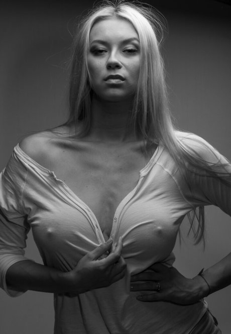 Polina Logunova sexe star archive