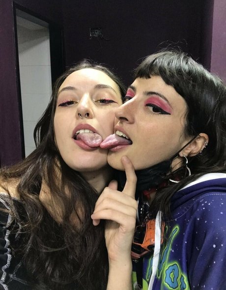 Danaelektra star érotique photos