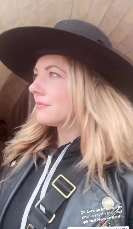 Katheryn Winnick modèle images