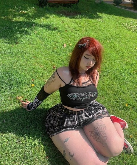 mathildawtf art modèle collection