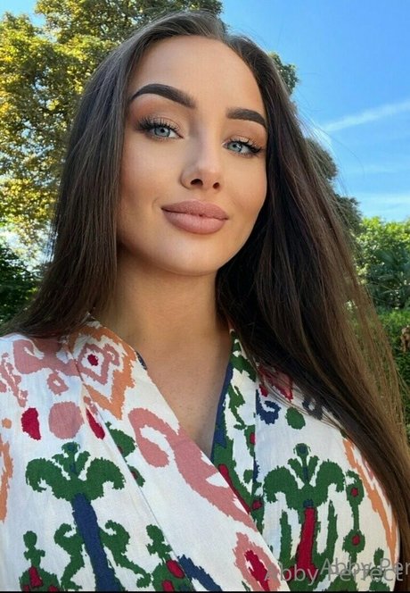 gros seins asiatiques onlyfans chaud exclusif photos