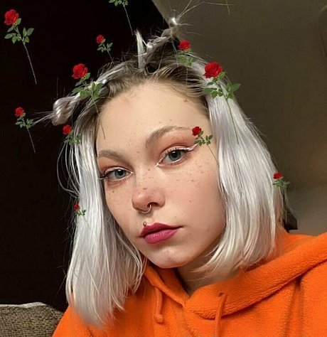 strwbrr modèle sympa photos