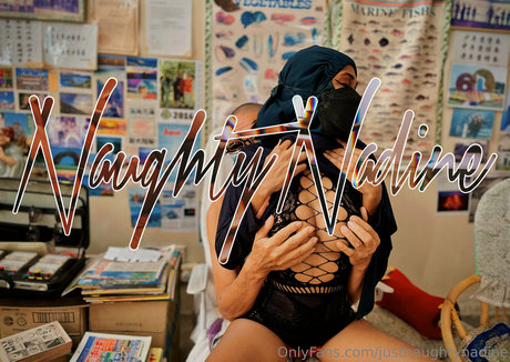 justnaughtynadine sexe de star du porno archive