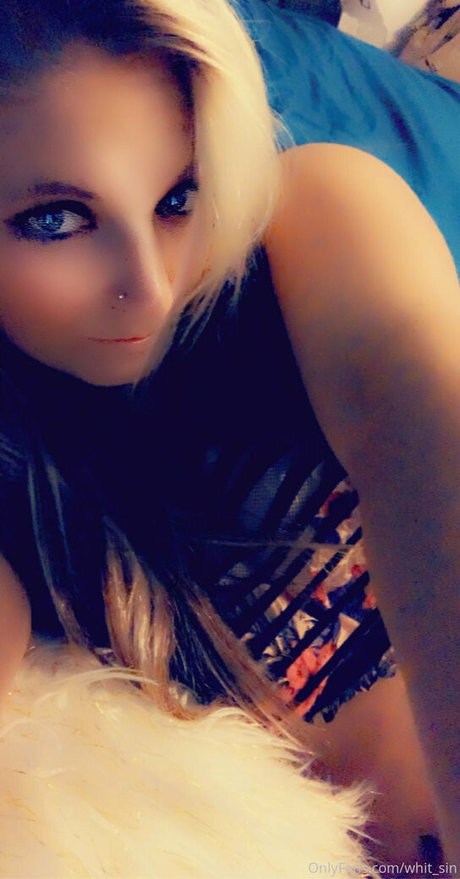 whit sin modèle pornographique collection