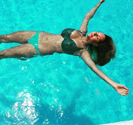 Lady Gorbunova haut étoile collection