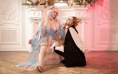 Anya Ichios actrice galerie